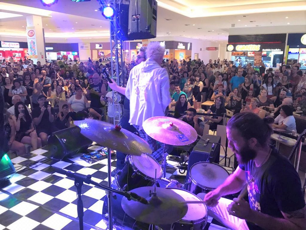 Atrium Shopping anuncia próximas atrações musicais, após show arrebatador de Supla