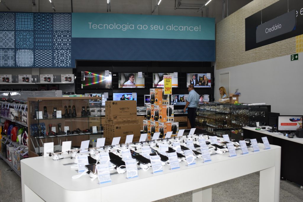 Parceria gera aumento por serviço de reparo de celulares
