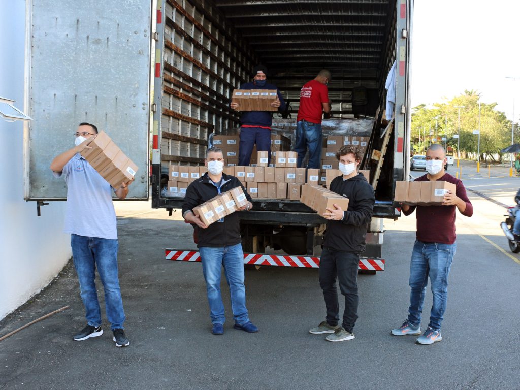 Nivea doa 30 mil cremes hidratantes à FUABC