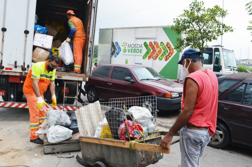 Santo André retoma trocas do Moeda Verde