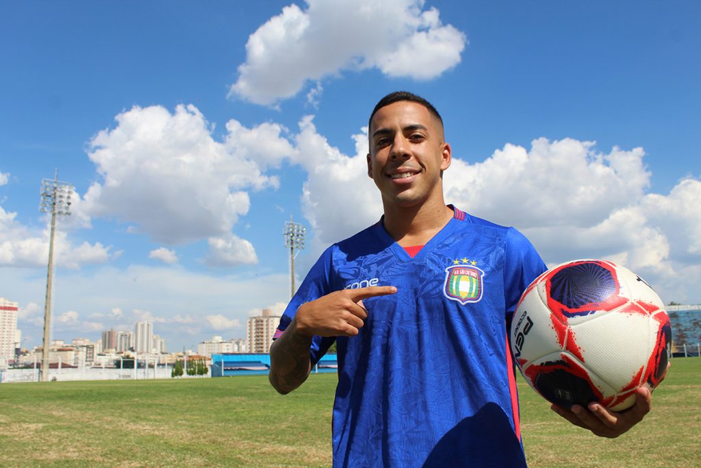 Guilherme durante apresentação no Azulão (foto: Fabio Giannelli / Soccer Digital)