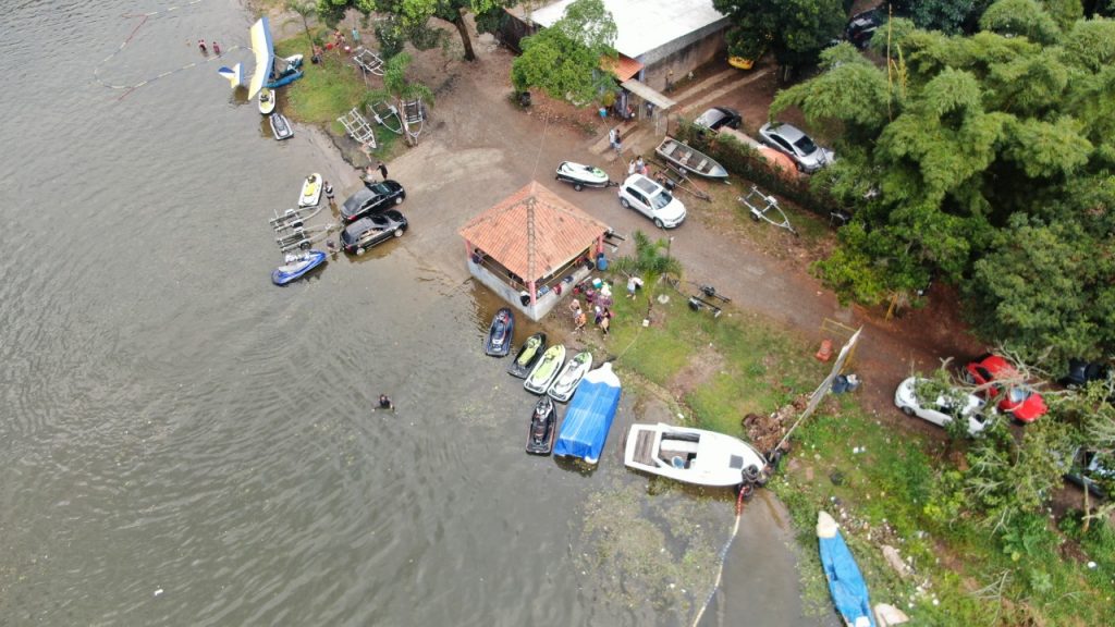 Santo André utiliza drone para interromper festa clandestina com aglomeração
