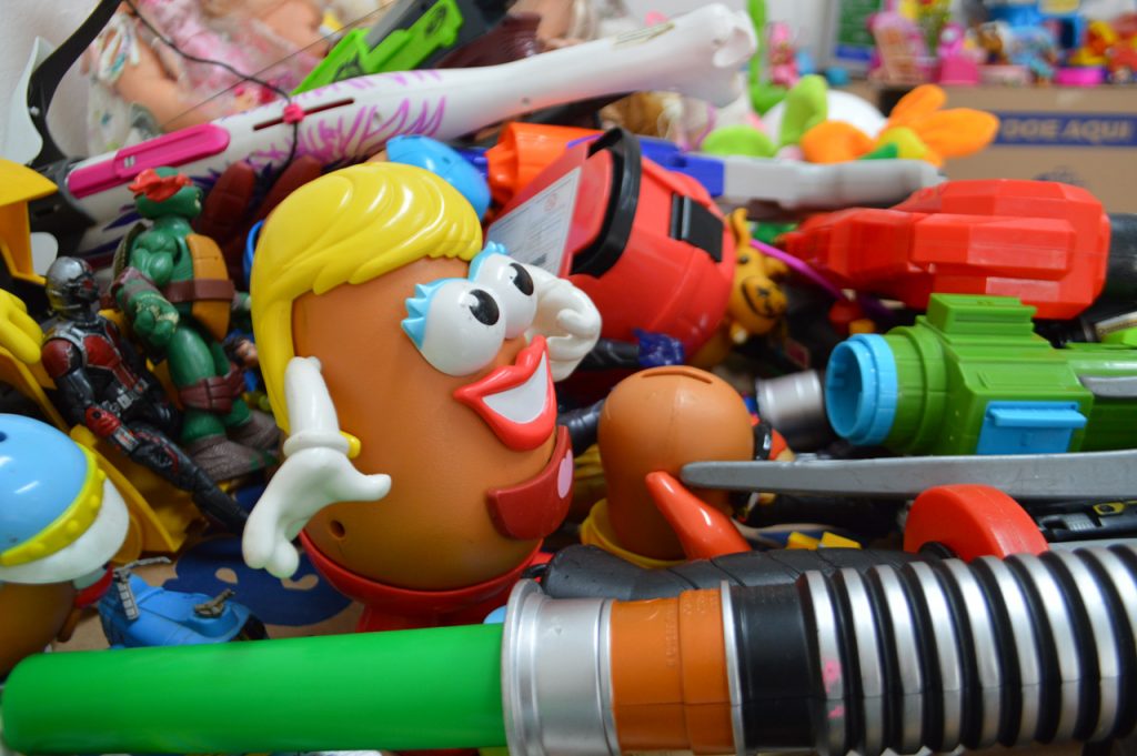 Semasa entrega doação com mais de 850 brinquedos à campanha Santo André Solidária