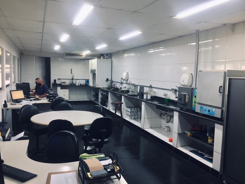 Usina Anchieta moderniza laboratório e triplica a capacidade de análises físico-químicas