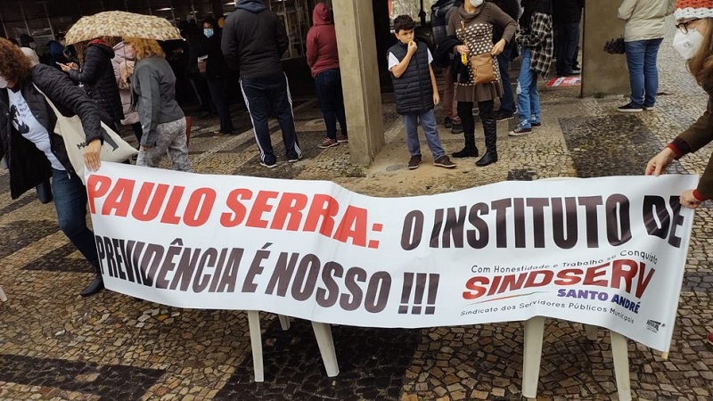 Servidores protestam contra aprovação de reforma da Previdência em Santo André, no ABC