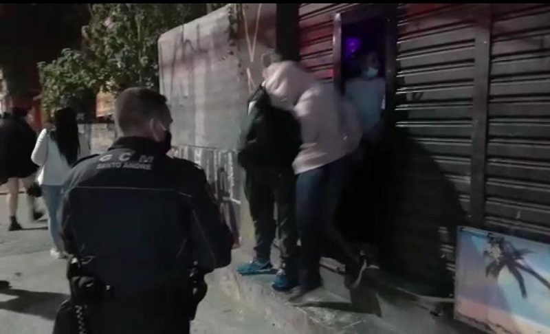 Balada clandestina em Santo André é interrompida e multada por excesso de ruído