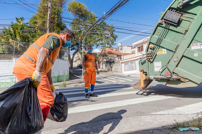 Coleta de lixo é o serviço mais bem avaliado de Santo André