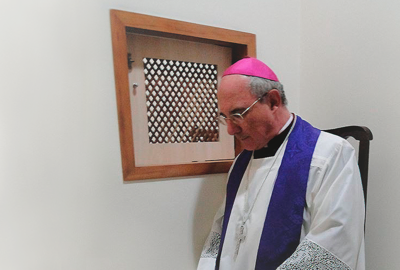Dom Pedro inicia Hora Santa e atendimento de confissões na Catedral do Carmo nesta sexta (1)