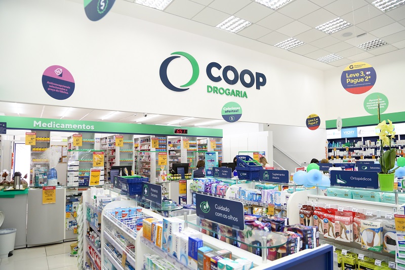 Unidade andreense da COOP Drogaria está de cara nova