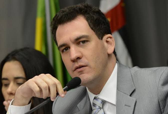 Advogado de São Bernardo, Ariel de Castro Alves, participa de podcast do Amazon Music