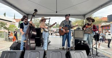 Comida de Rua estreia com grande público e movimenta Centro de Ribeirão Pires