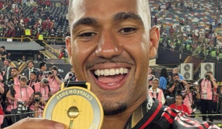 Da várzea à Libertadores: Samuel Lino e o sabor incomparável da glória