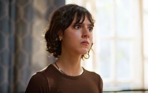 ‘Dona de Mim’: Nina afirma a Danilo que ela e Filipa querem distância dele