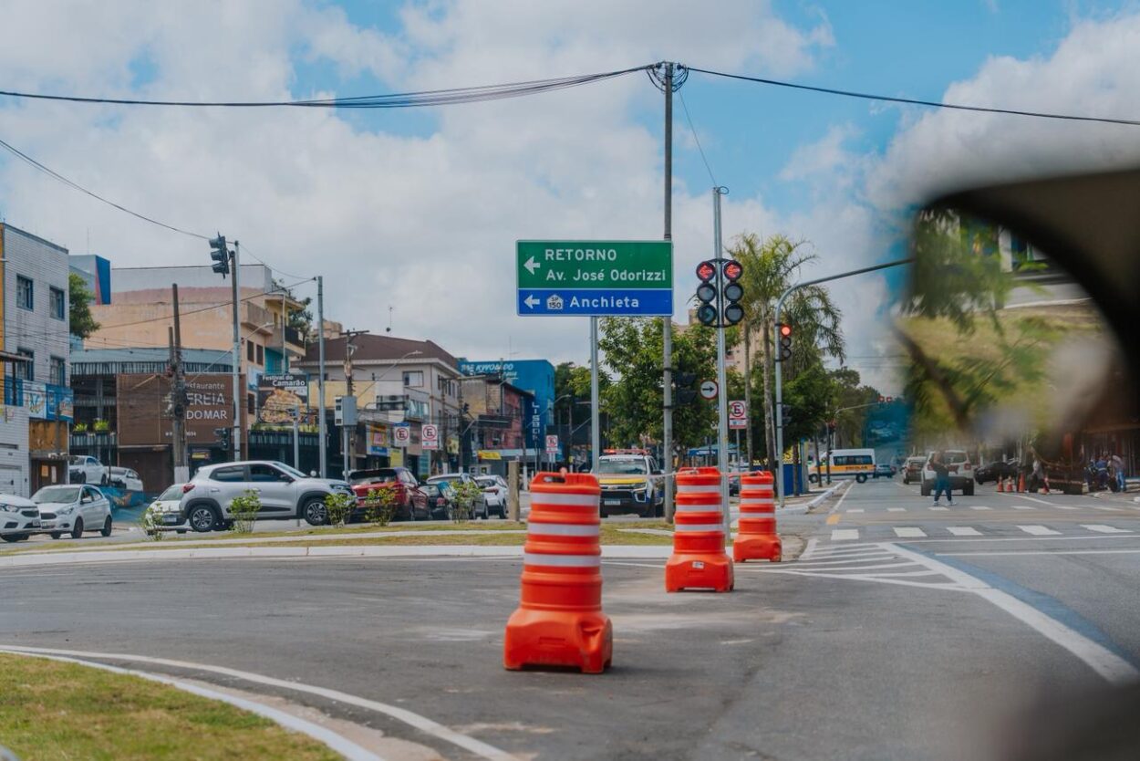Duplicação, corredor e novo acesso: obras na Av. Robert Kennedy reorganizam trânsito e melhoram mobilidade