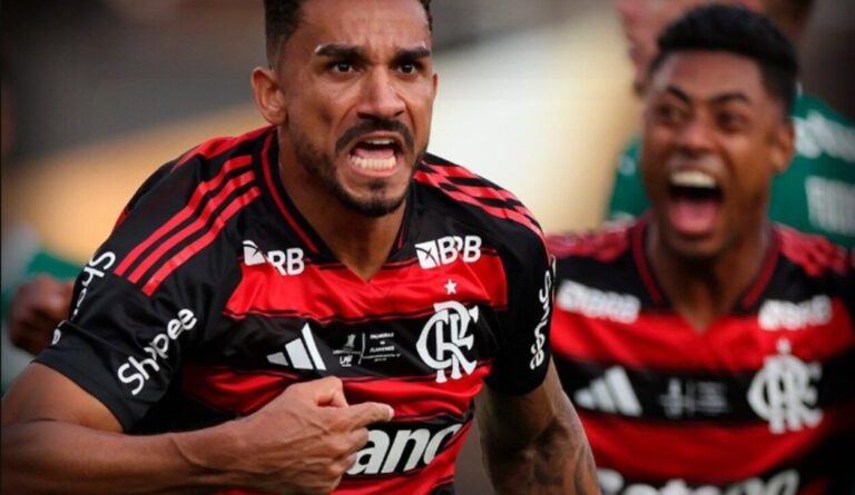 Flamengo vence o Palmeiras, é tetra e se isola como maior campeão brasileiro da Libertadores