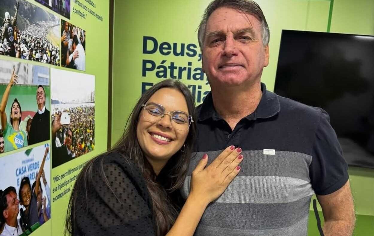 Lágrimas e revolta: Nina Braga classifica prisão de Bolsonaro como a "mais injusta da história"