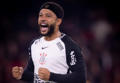 Memphis sofre nova lesão e já soma 73 dias fora do Corinthians no ano