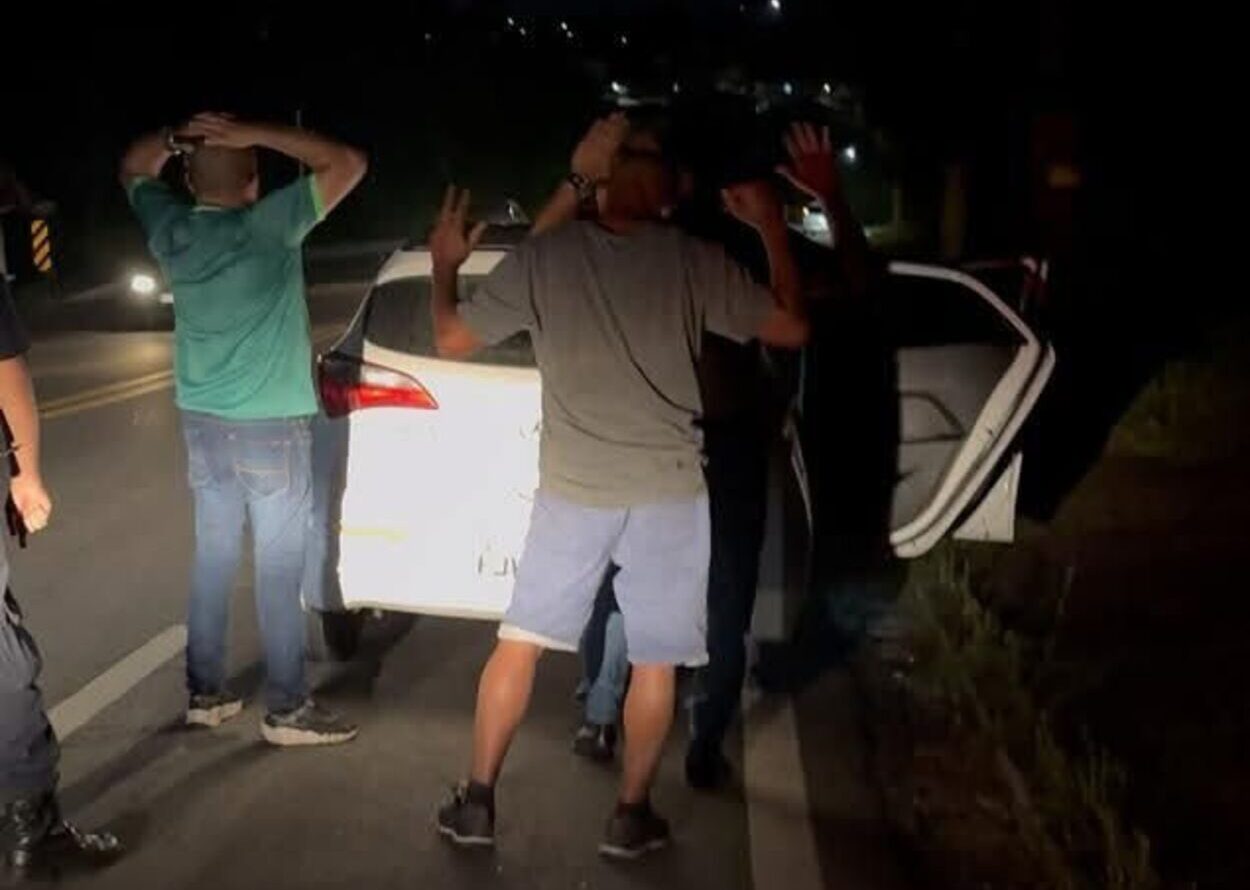 Trio é preso em plagrante após tentativa de homicídio por suposta vingança em Ribeirão Pires