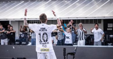 “A 1ª a vez que meu mental se esgotou”, diz Neymar após permanência do Santos na Série A