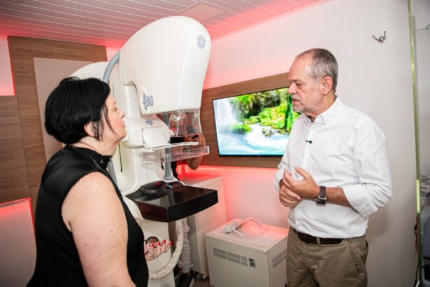 Carreta do Programa Agora Tem Especialistas inicia atendimentos em São Caetano