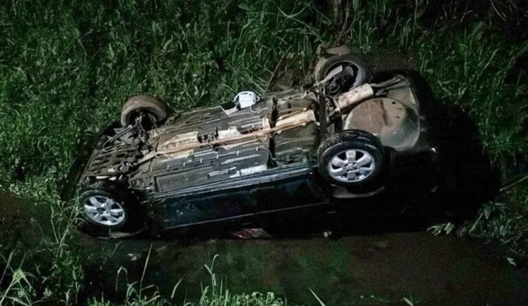 Carro dirigido por menor de idade atinge veículo de casal que seguia para a igreja em Ribeirão Pires