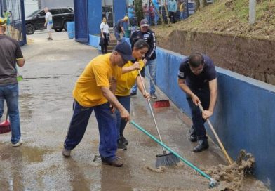 EMEB Chico Mendes fecha primeiro ano da ação de voluntariado em escolas de Diadema