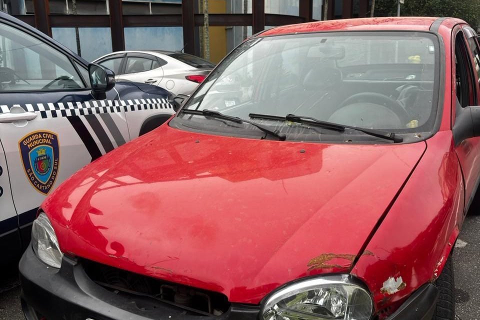 Smart Sanca  informou na rede de viaturas sobre o roubo em andamento, transmitindo em tempo real as características do veículo utilizado na ação 