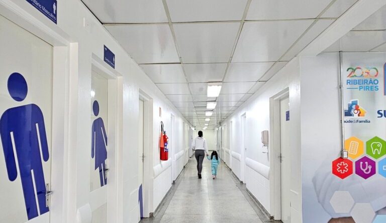 Guto Volpi entrega nova sede do CAPS e da USF Centro e alcança 50% das unidades revitalizadas