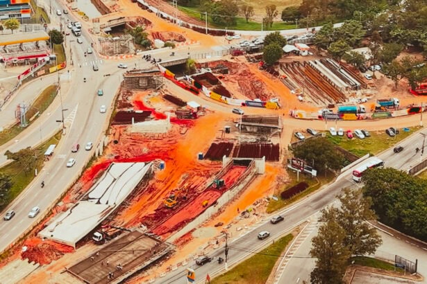 Nova etapa de obra da Ponte Ribeirão dos Couros interdita parte da Avenida 31 de Março, em São Bernardo
