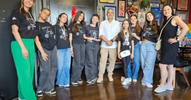 Núcleo de Dança Karen Kihara é recebido por Guto Volpi após destaque em competição internacional