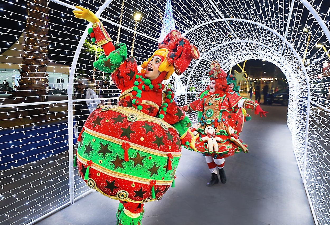 Natal da Esperança preparado pela Prefeitura terá, além da apresentação do Bom Velhinho, árvore e vila de Natal e programação com atrações circenses, teatrais e musicais