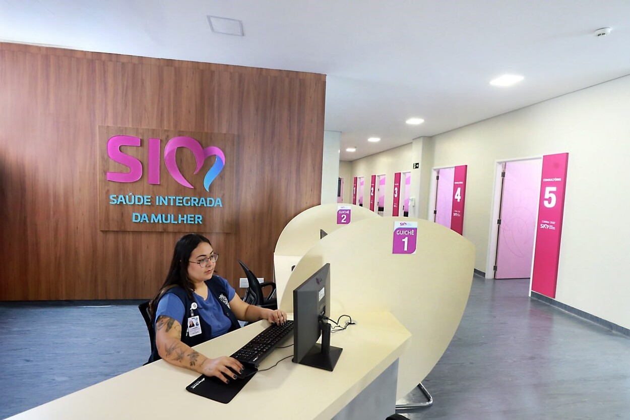 Ao todo, são sete consultórios e salas de exames, recepção e banheiros com fraldário.