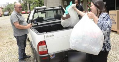 Primeira-dama entrega 26 mil itens a entidades parceiras do Fundo Social de Sto.André