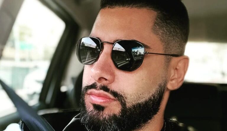 Radiologista de São Bernardo morre afogado após salvar adolescentes no Guarujá