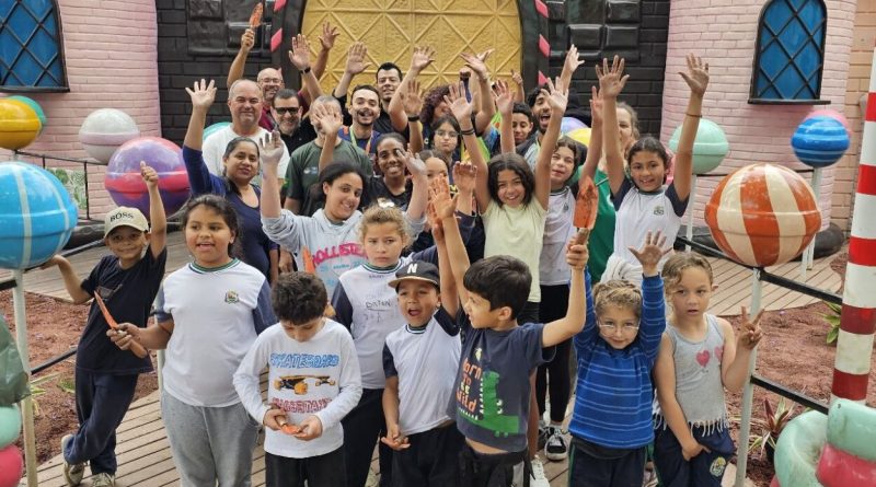 Ribeirão Pires inicia plantio de mudas no Reino Encantado da Vila do Doce