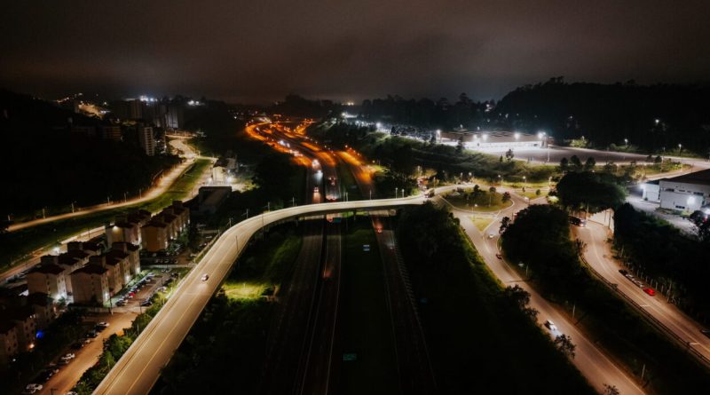 Segurança viária dos bairros Demarchi, Terra Nova e Batistini é reforçada com nova iluminação da alça do Viaduto Terra Nova