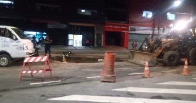 Vazamentos em São Bernardo causam transtornos no trânsito e deixam 12 bairros sem água