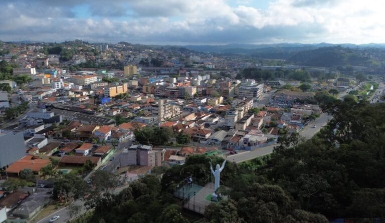 Veja o que abre e fecha durante o feriado de Ano Novo em Ribeirão Pires