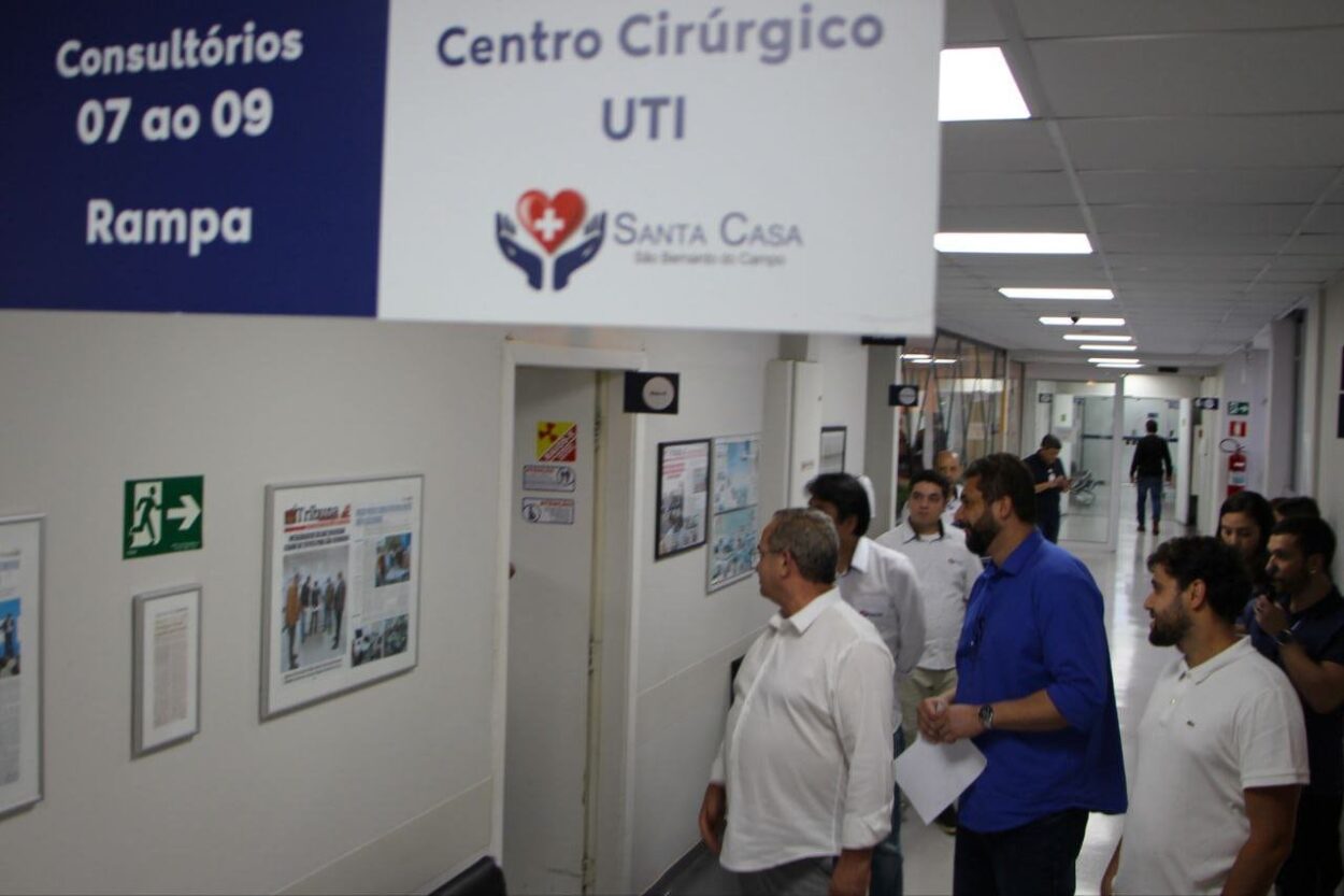 Consórcio ABC visita Santa Casa e propõe conselho para debater hospital oncológico infantil regional