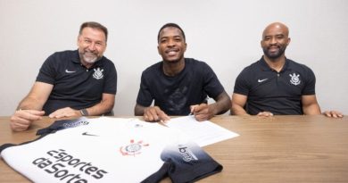 Corinthians: Zagueiro que estava prestes a sair tem negociação melada