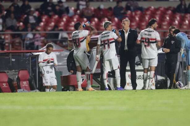 Crespo admite insatisfação após derrota do São Paulo