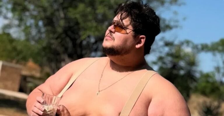 De 300 kg à Av. Paulista: Júlio Mamute emociona ao completar a 100ª Corrida de São Silvestre