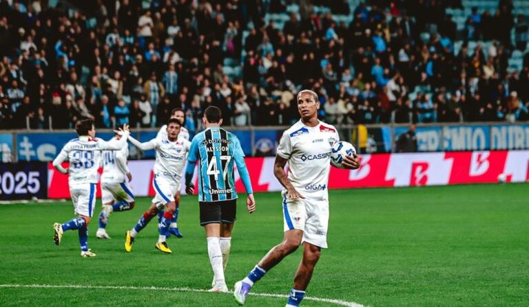 Deyverson assina com novo clube e vai jogar Libertadores no Equador