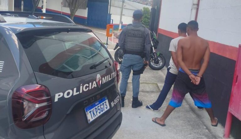 Em São Bernardo, PM prende trio e recupera motocicleta furtada em condomínio no Jardim Silvina
