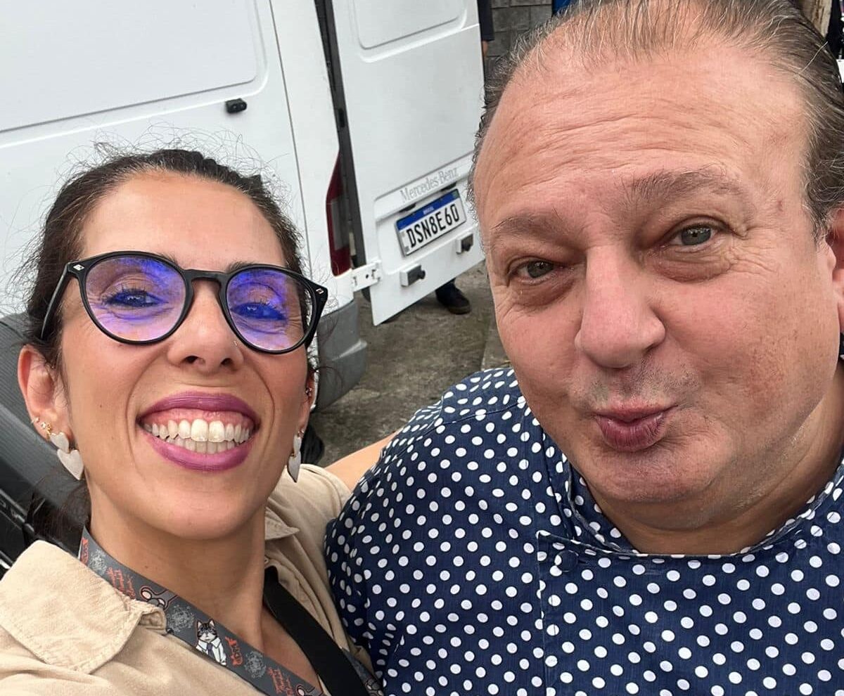 Esbanjando simpatia: Jacquin perguntou à repórter do ABCD Jornal se não ia querer tirar uma foto com ele e foi impossível resistir ao charme do chef.