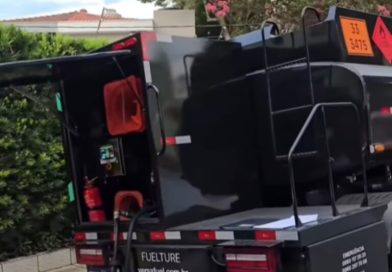 Força-tarefa flagra caminhão abastecendo frota no meio da rua em São Bernardo