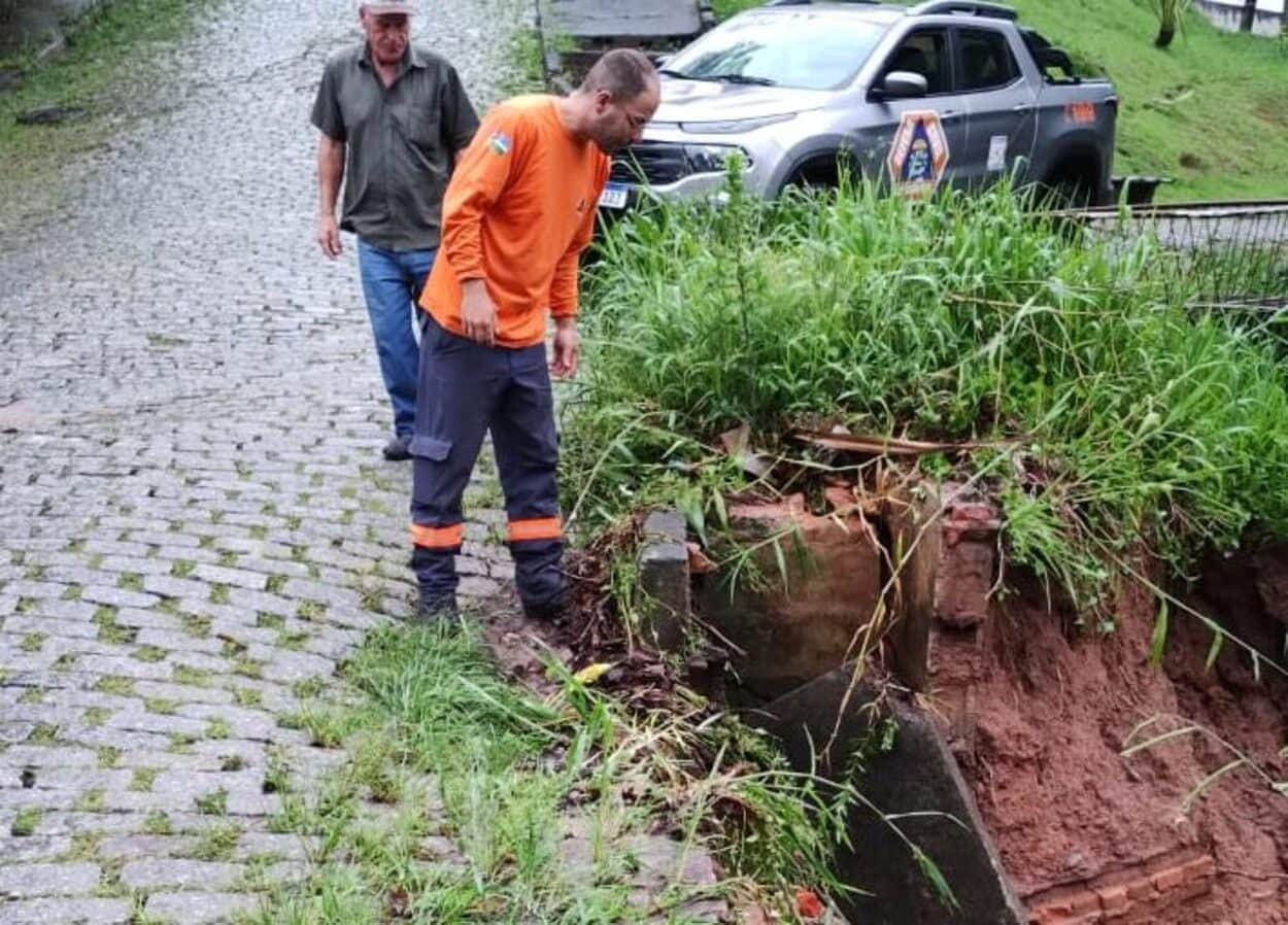 Prefeitura de Ribeirão Pires atua em ocorrências causadas por chuva intensa