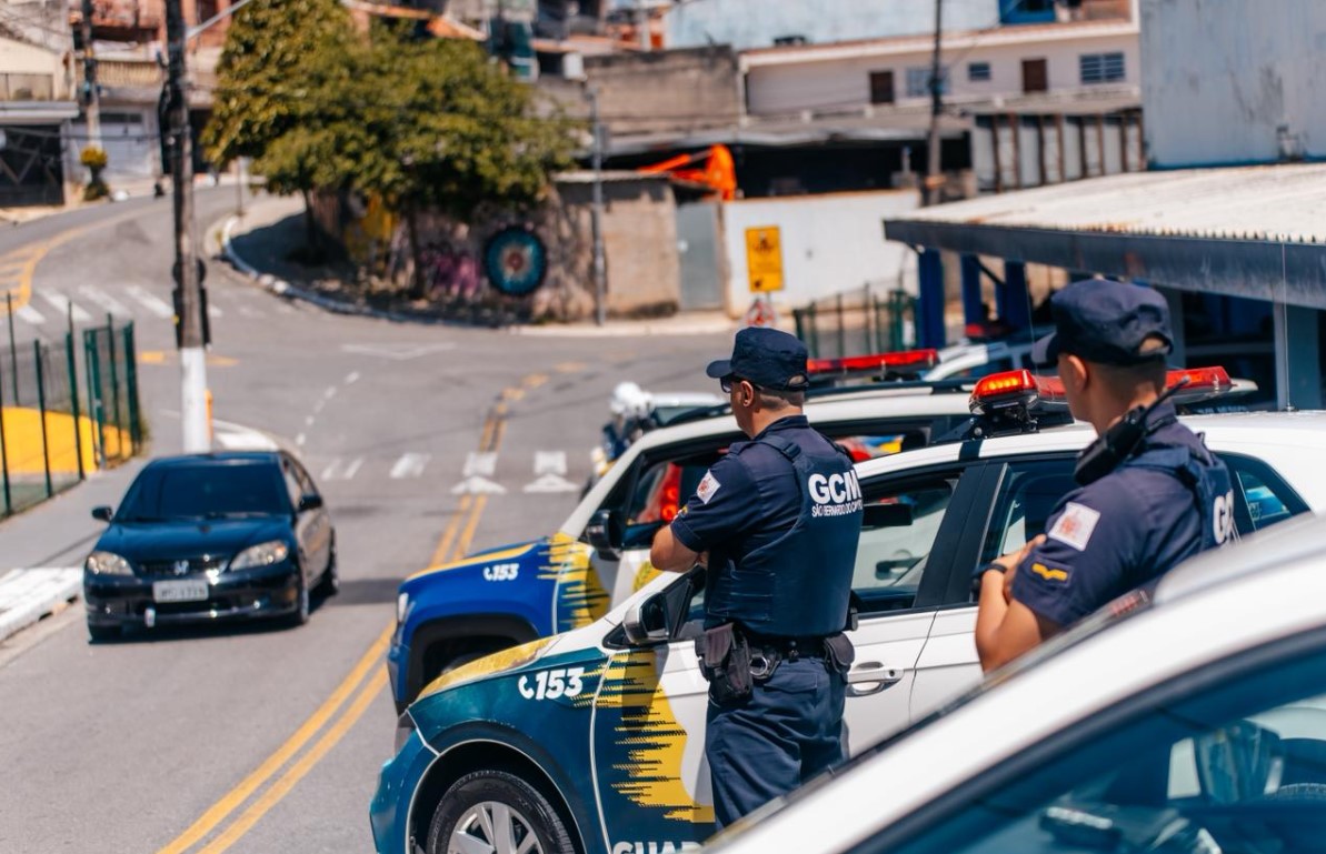 GCM de São Bernardo prende motociclista embriagado durante patrulhamento no Rudge Ramos