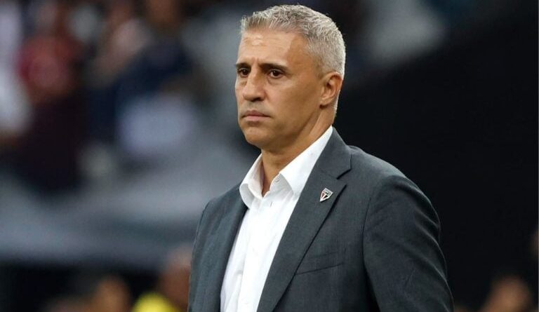 Hernán Crespo fala da frustração de sofrer um gol no fim do jogo