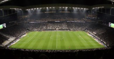 Jogador do Corinthians se explica após não aparecer para treinar